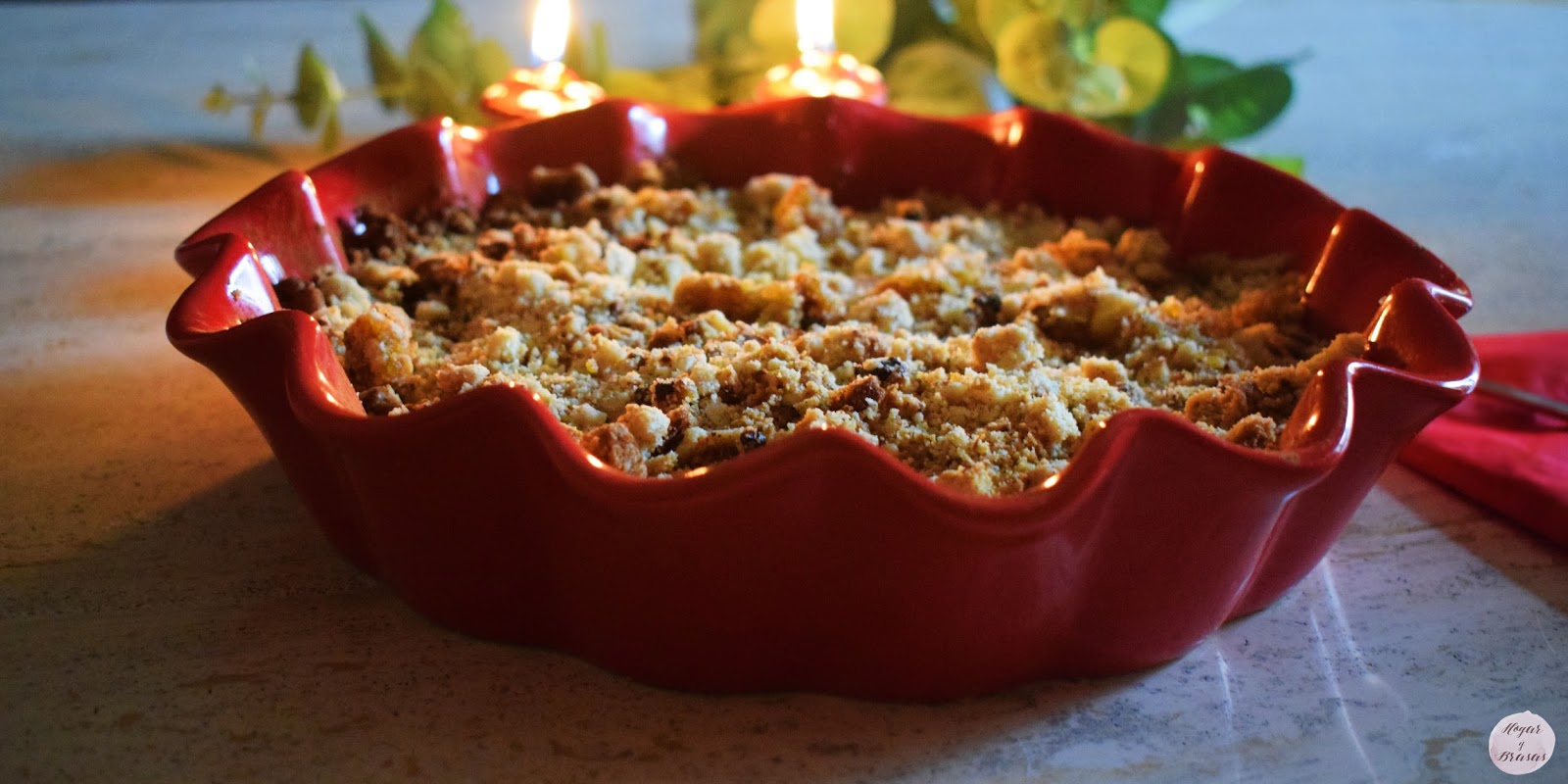 Crumble de manzana con  frutas y frutos secos.