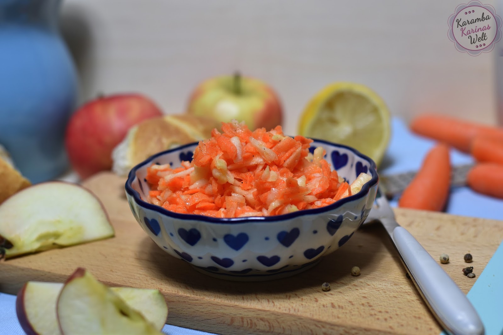 KarambaKarina's Welt: Apfel-Möhren-Rohkost KarambaKarina's Welt: Apfel-Möhren-Rohkost