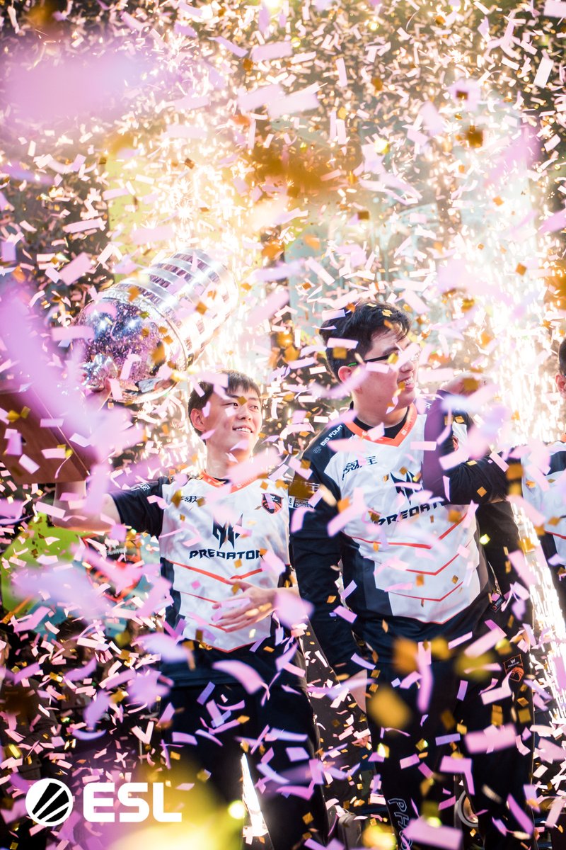 Giành chiến thắng kịch tính trước Gambit, TNC lên ngôi tại ESL One Hamburg 2019 (Ảnh 4)