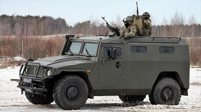 Rusia modifica un vehículo blindado para usarse contra el COVID-19 