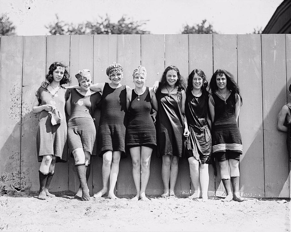 Seven female swimmers at the Tidal Basin in Washington D.C., 1920