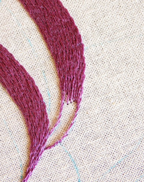 Mẫu thêu chữ thư pháp đẹp bằng mũi thêu đâm xô