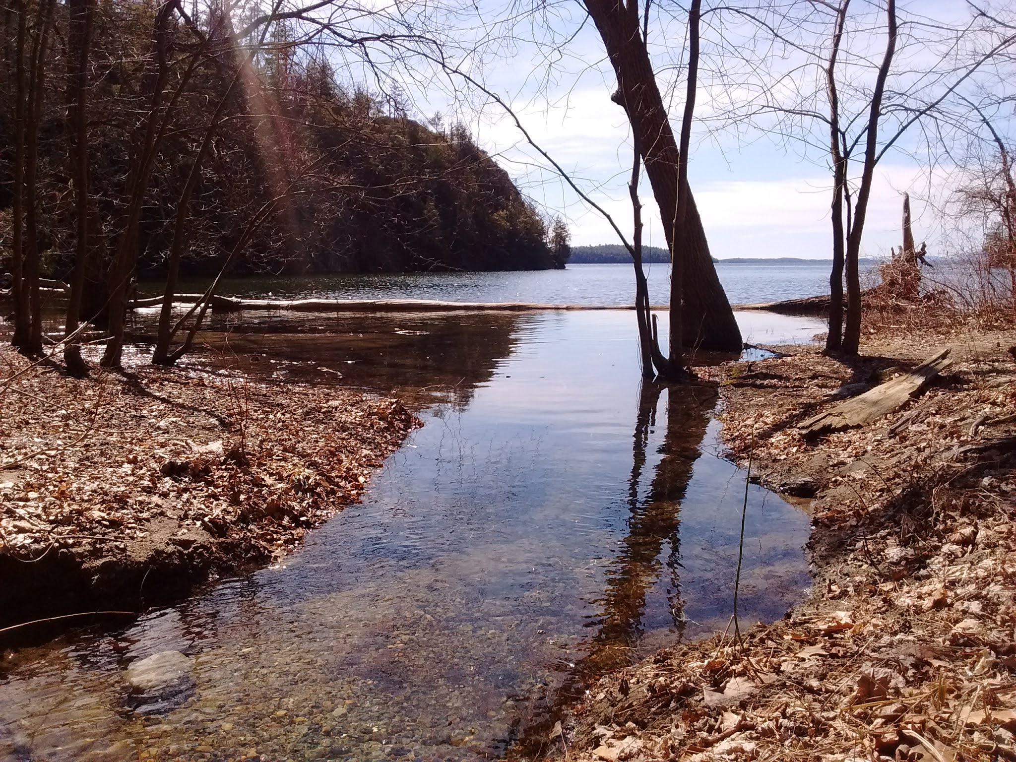 LAKE CHAMPLAIN, SPLIT ROCK WILD FOREST hiking