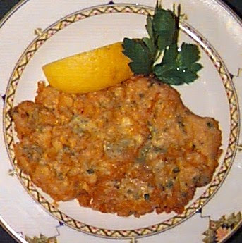 PORTIONS: 6 INGREDIENTS 1½ lb. thin pork loin cutlets, pounded  2 tsp. salt, or to taste ½ tsp. coarse black pepper 3 garlic cloves, chopped 3 Tbsp. parsley, finely chopped ½ cup flour 4 beaten eggs Oil for frying PREPARATION Season the pork cutlets with salt, pepper, garlic and parsley.  Heat up the oil in a skillet at moderate temperature. Dip the cutlets in flour, eggs and fry until golden brown. Serve hot. Pork cutlets can be served cold in sandwiches too. If you desire, melt some butter with lemon juice and pour over the cutlets.