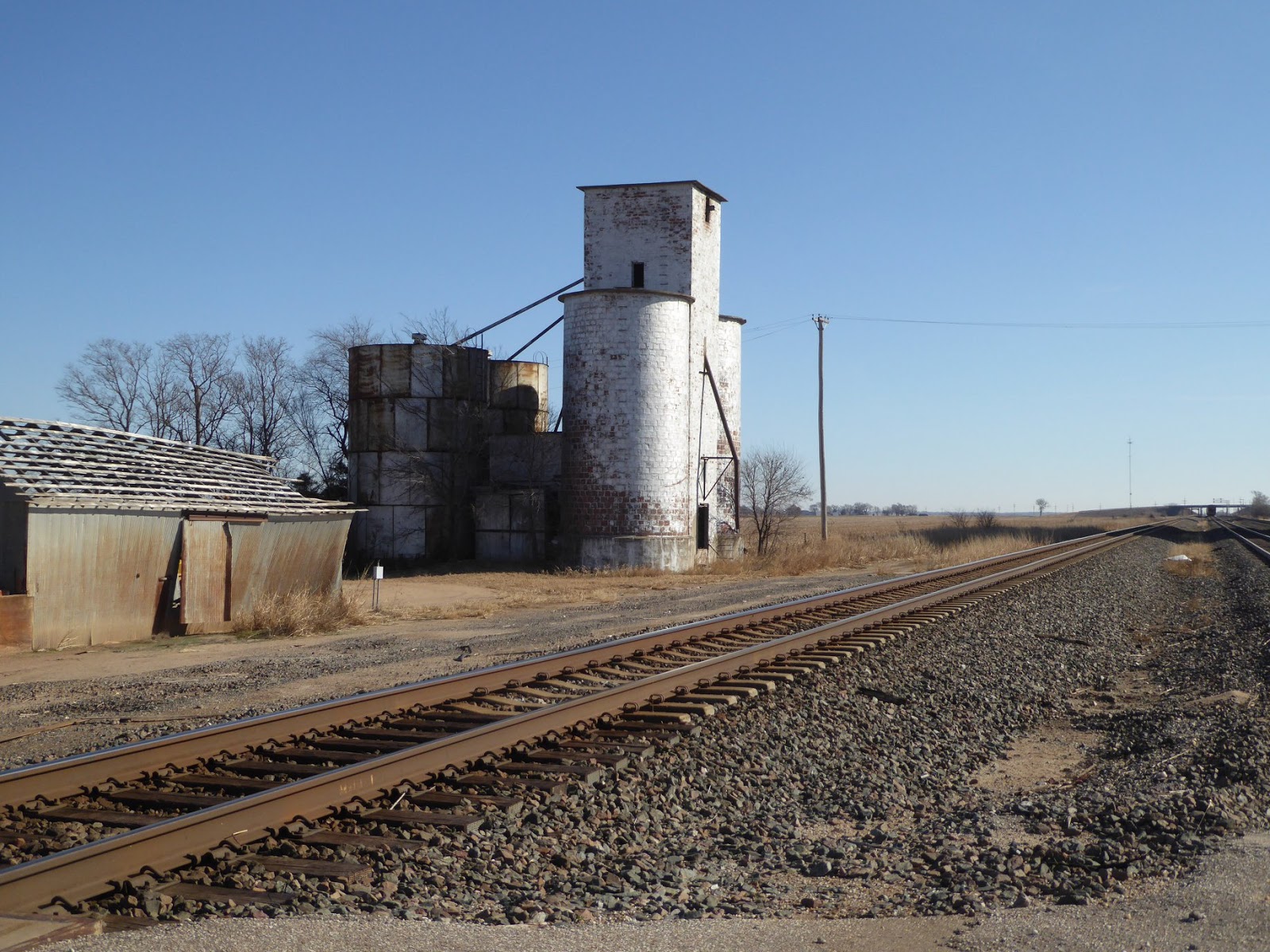 Towns and Nature Danville, KS Grain elevators including one with tile