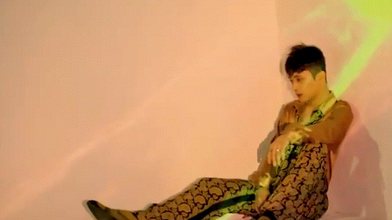 데습이 작정하고 영혼 갈아 찍었다는 말 나오는 컨포 | 인스티즈