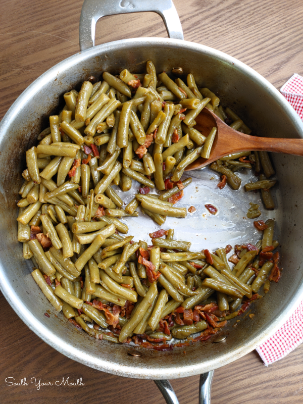 Southern mom mixes 2 things with her canned green beans to make