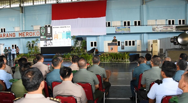 Prajurit TNI dan Polri Perekat Persatuan dan Kesatuan