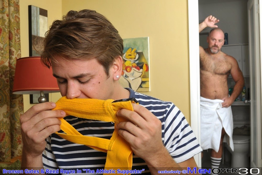 Gay Sex Caught Captions - Dad S Gay Underwear Sniffing Captions 38628 | Hot Sex Picture