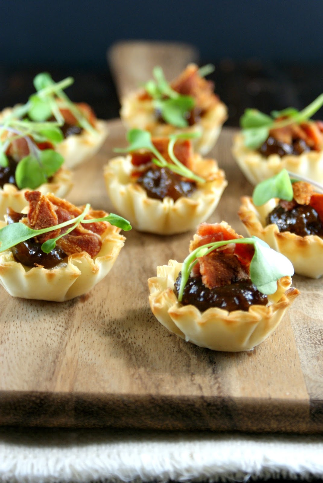 Authentic Suburban Gourmet Brie, Bacon and Fig Jam Tarts Secret
