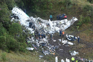 Corpos das vítimas do acidente na Colômbia chegam ao Brasil na manhã de sábado