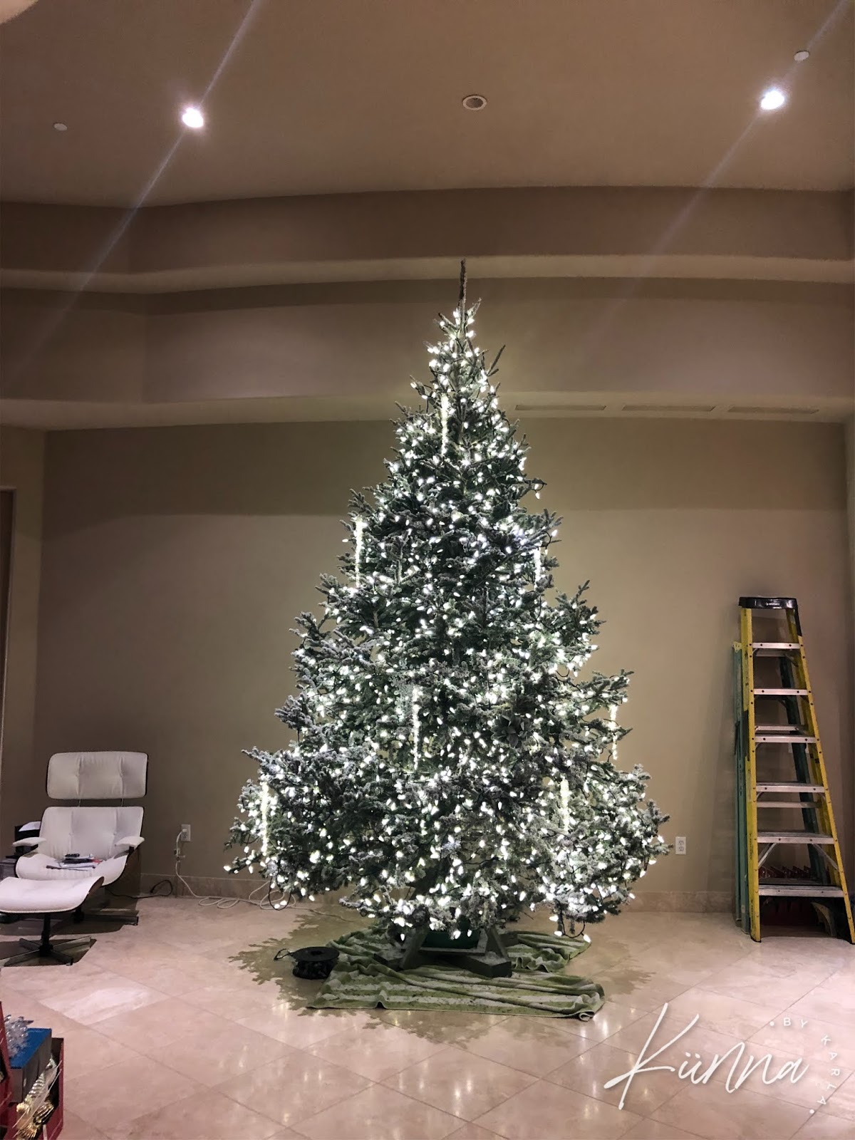 Christmas Tree Light Installation Kunna by Karla