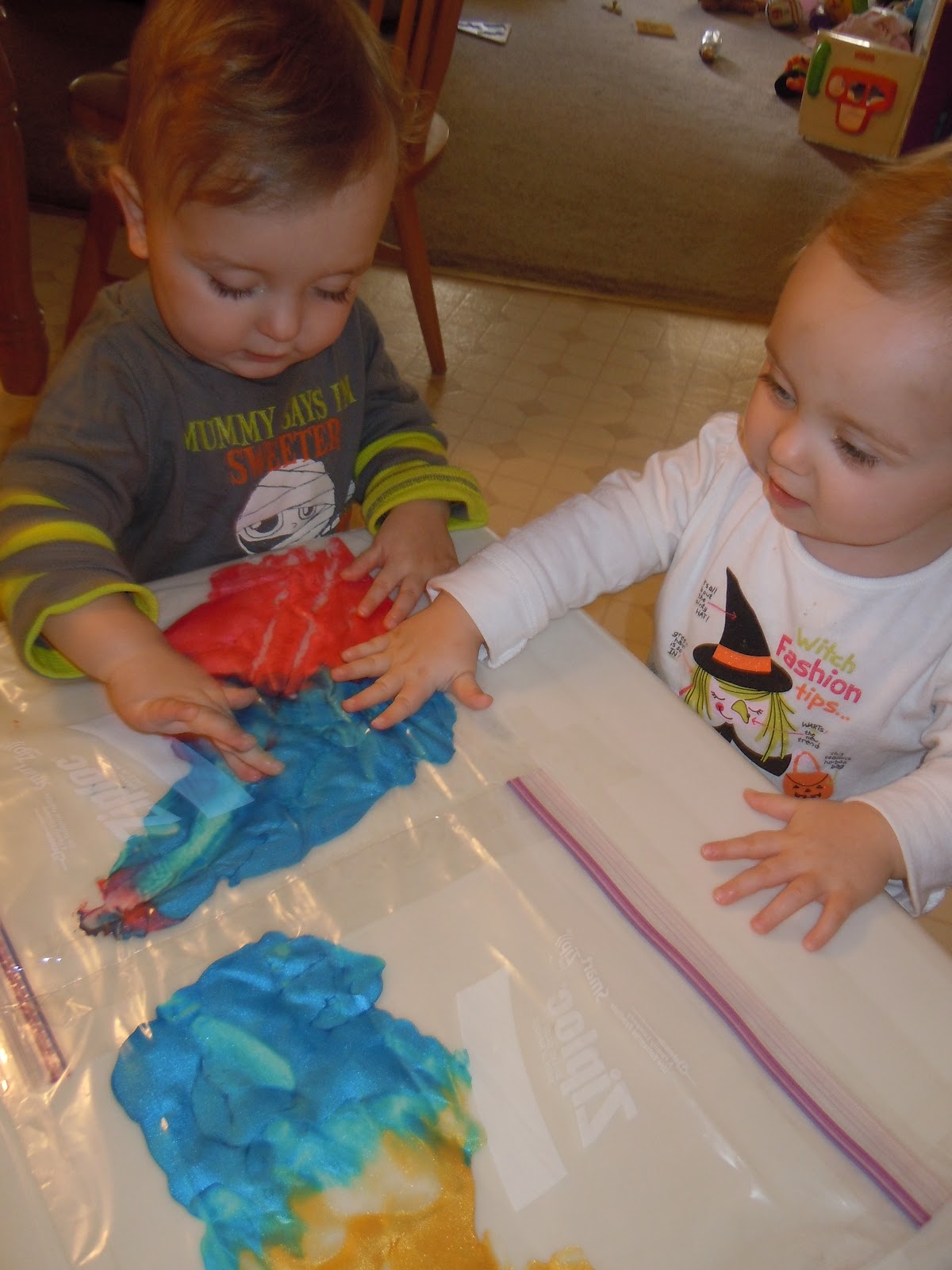 A day in the life Toddler Activity Sensory Paint Bags