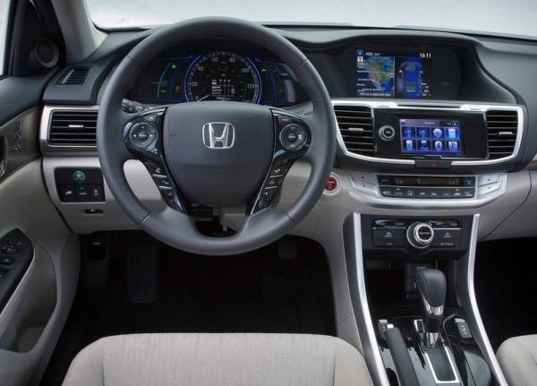 Honda Accord ( 2013 ) - ReViEw 4 CArS AnD TrUcKs