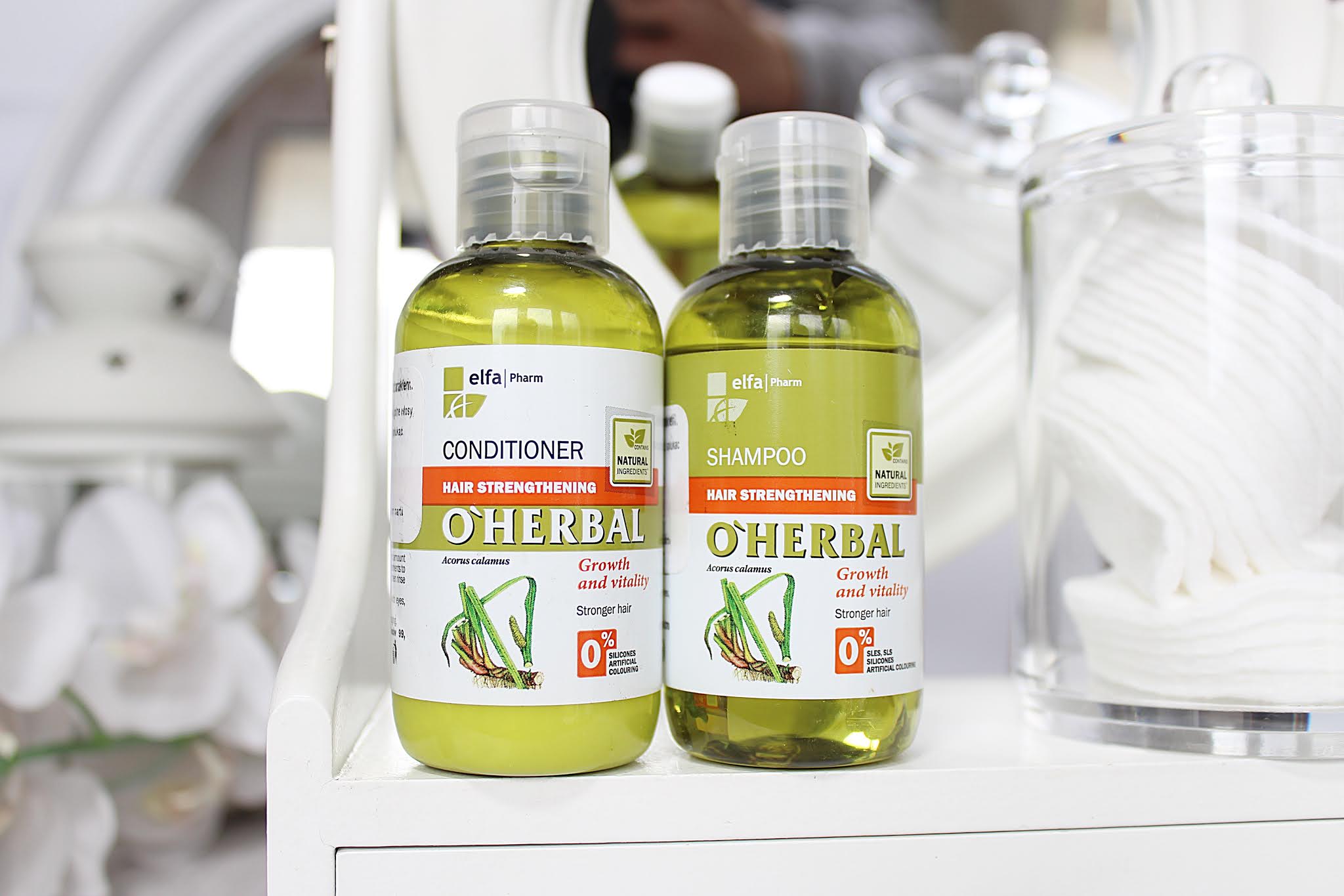 Elfa Pharm O'HERBAL szampon i odżywka z tatarakiem - kosmetyki w wersji podróżnej, które przydają się nie tylko w podróży.