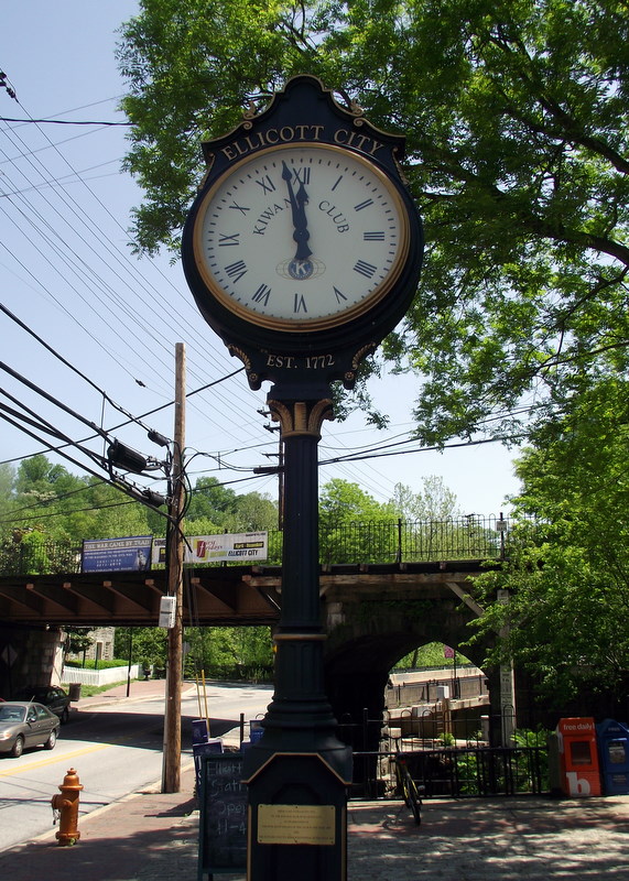 vintagesusie & wings Ellicott City, Maryland...So Charming!