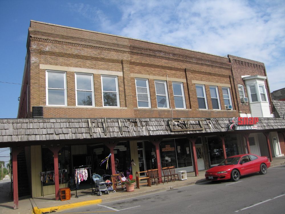 Chariton's Square Deal CusterAndersonCarpenter Block