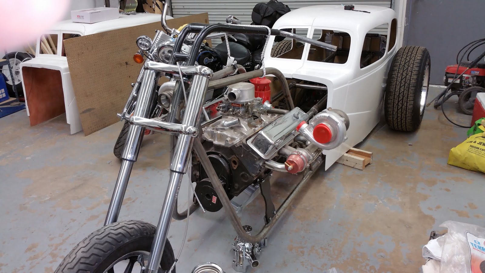 V8 Trike Chopperv8 trike rolling chassis legend race car body v8 trike