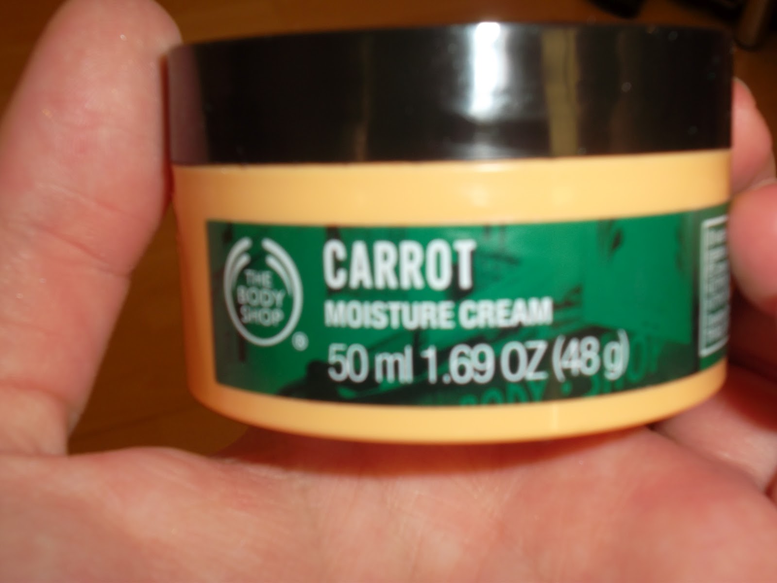 WhenItRainsItPours REVIEW The Body Shop's Carrot Moisture Cream