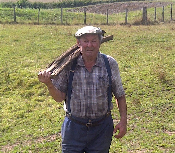 UN PAYSAN DE L ALLIER: A 81 ans , il reste l'image d'un paysan qui a