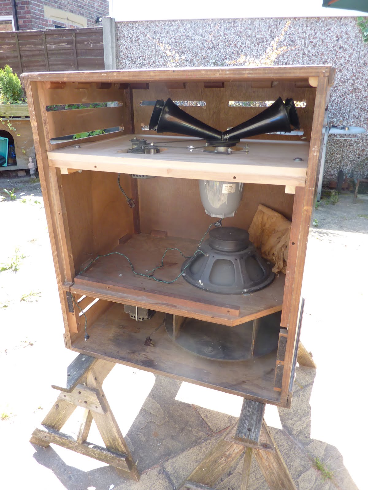 m0xpd's 'Shack Nasties': Leslie 125 Modifications