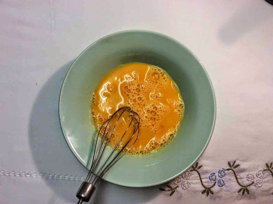 Huevos batidos a mano