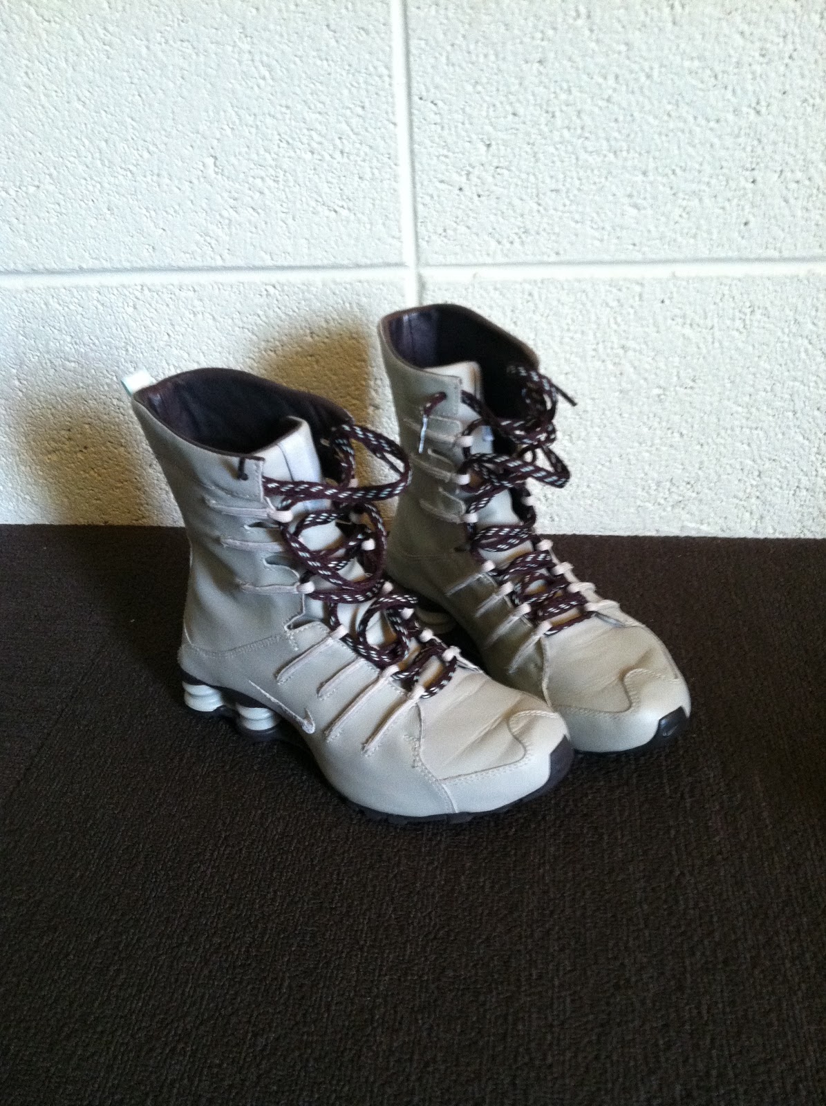 nike shox boots
