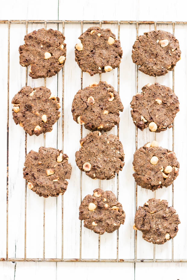 The Raw Beet GLUTENFREE CRUNCHY WATER COOKIES