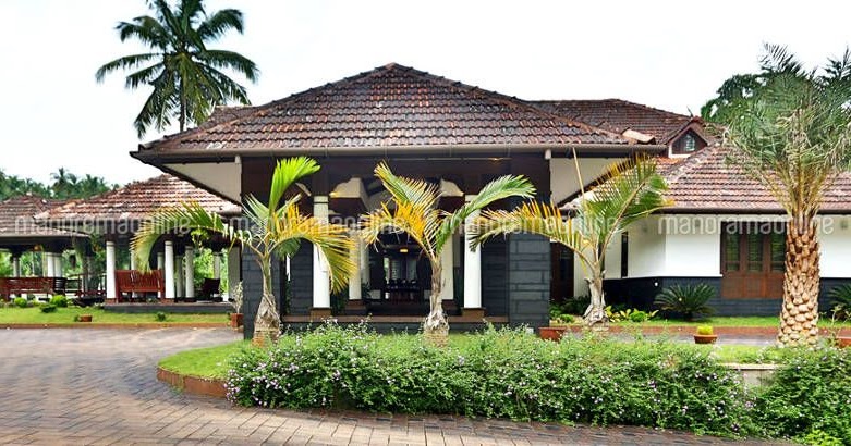 4 Bedroom Kerala Traditional Luxury Home Design 5000 Sqft Free Plans - Luxury Home Plans 5000 Square Feet 4 Bedroom Kerala Traditional Luxury Home Design 5000 Sqft Free Plans - Luxury Home Plans 5000 Square Feet