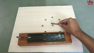 Cara Membuat Jigsaw Meja dengan Tenaga Bor