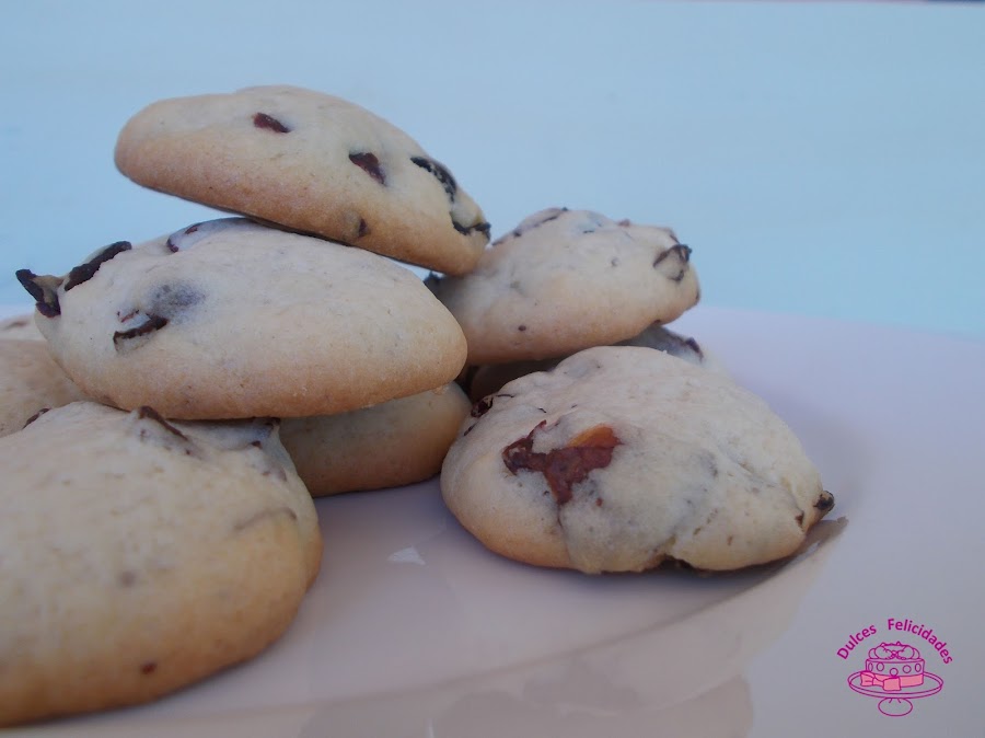 Galletas con fresas deshidratadas