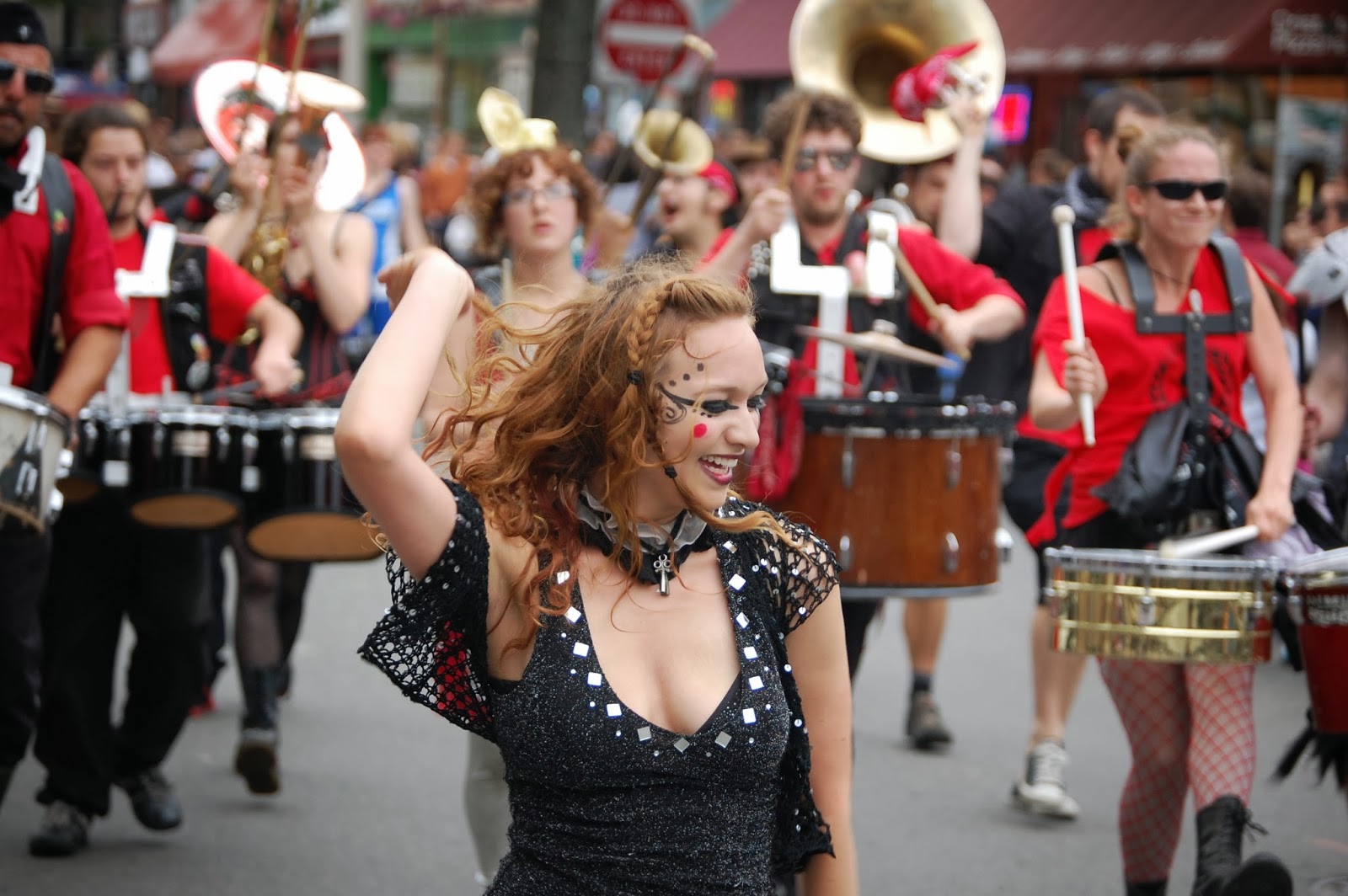 MassJazz: 10th annual Honk! Festival of Street Bands Performs in ...