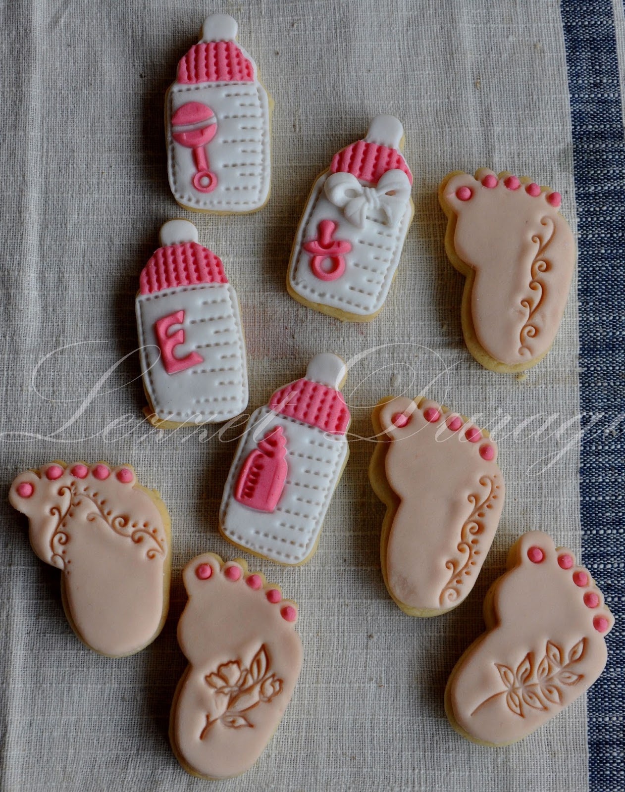 Lezzet Duragi Ecem Bebeğin Şirin Kurabiyeleri Lezzet Duragi Ecem Bebeğin Şirin Kurabiyeleri