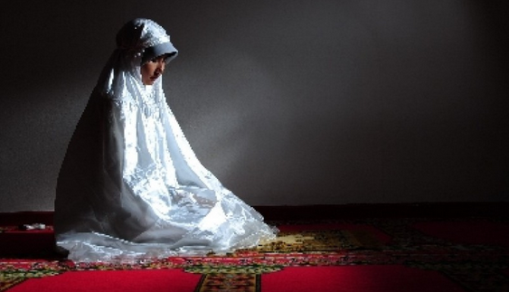 Alhamdulillah Istri Istiqomah Sholat Dhuha, Rezeki Suami Lancar Jaya Alhamdulillah Istri Istiqomah Sholat Dhuha, Rezeki Suami Lancar Jaya