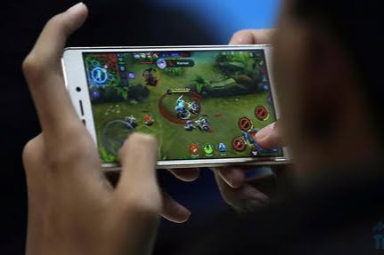 Peluang usaha joki game 5. Streamer Dan Youtuber Game