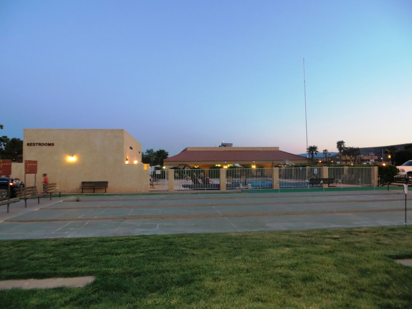 . RV PARK REVIEW McArthur's Temple View RV Park, St Utah