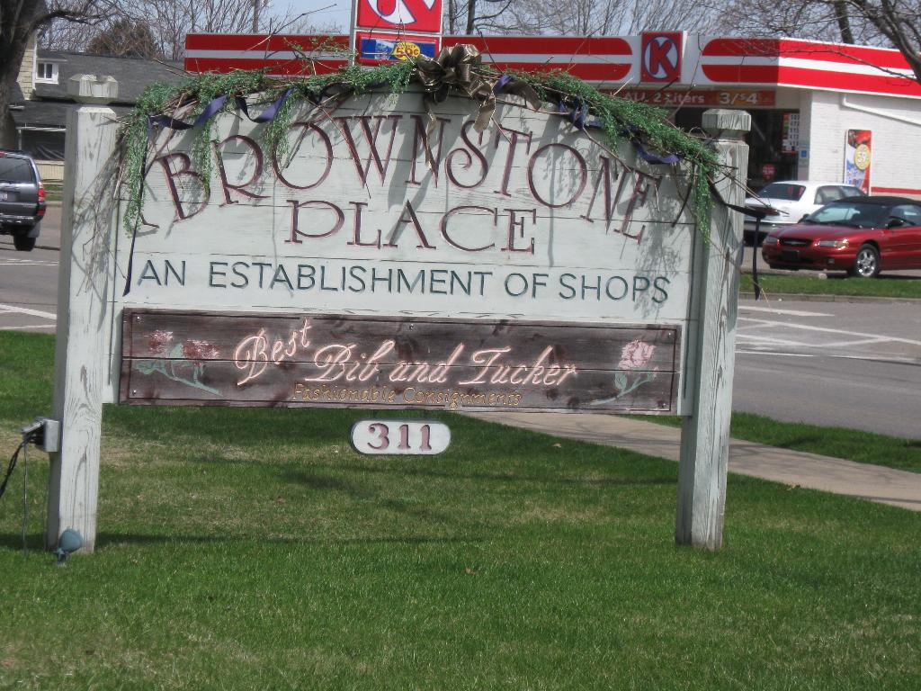 Megathrift Tours for Thrift and Consignment Best Bib and Tucker CONSIGNMENT BOUTIQUE Hartville, OH