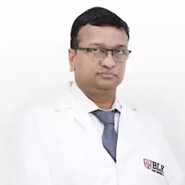 Dr. Pankaj Lohia स्वास्थ्य विशेषज्ञ Sr. Consultant & HOD in Critical Care -