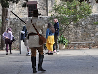Alamo Defender Man dressed in frontiersman style as an Alamo Defender