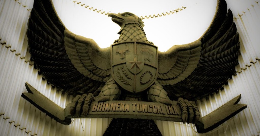 Makalah Implementasi Nilai Pancasila Di Kampus Dunia Dalam Genggaman