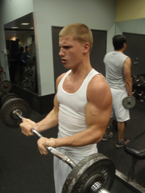 sexy-young-blond-guy-big-biceps-teen-gym-hunk-lifting-weights