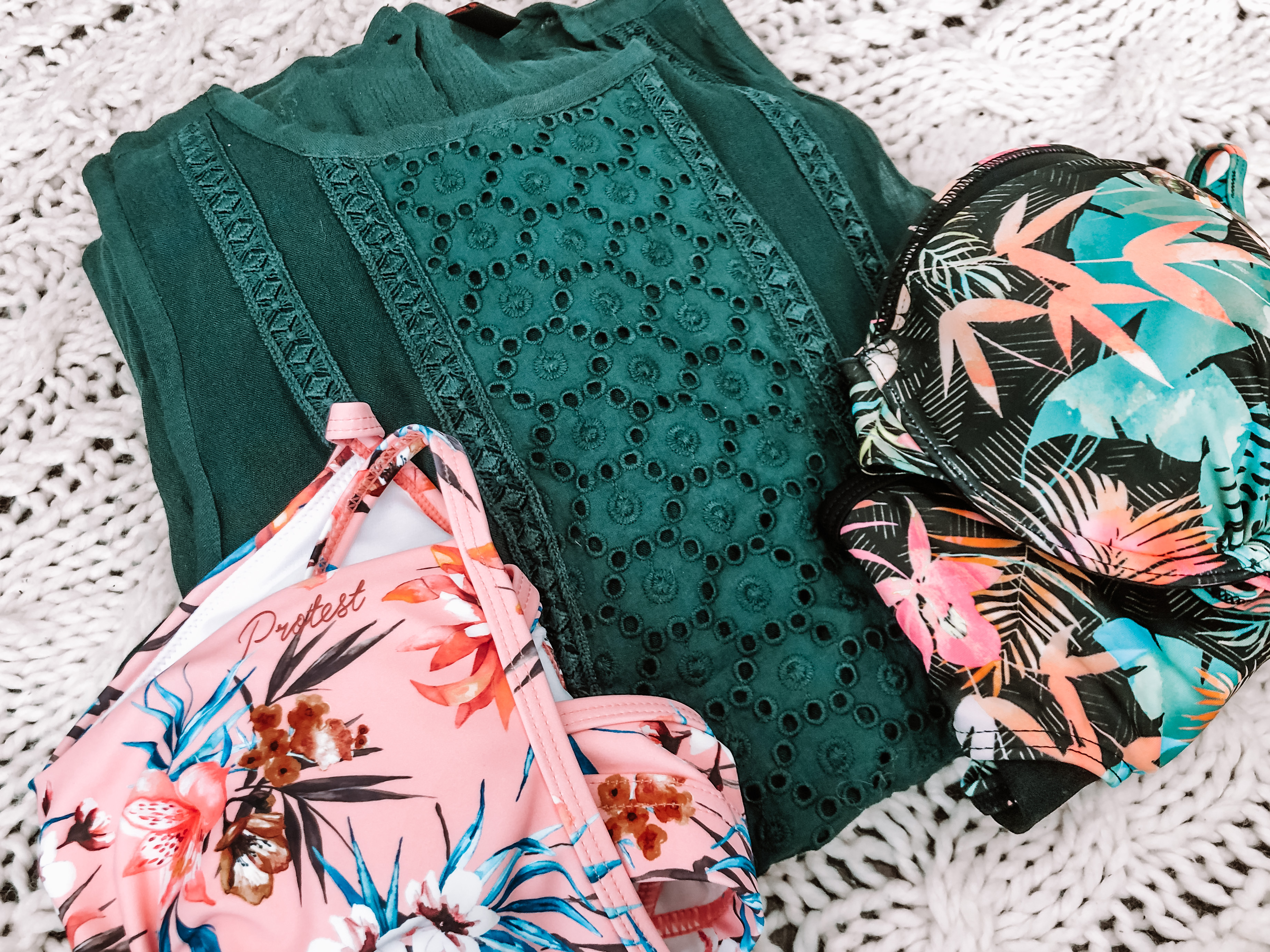 Nieuwe bikini's en zomerjurk van Protest Nieuwe bikini's en zomerjurk van Protest. Leuk voor de zomer en op vakantie