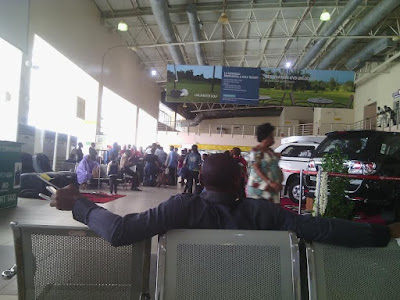 1 Photos: Passengers stranded as Aero Contractors Airlines suspends scheduled services