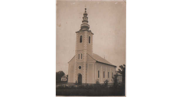 Régi kép a mátyfalvai templomról (forrás: kárpátalja.ma)