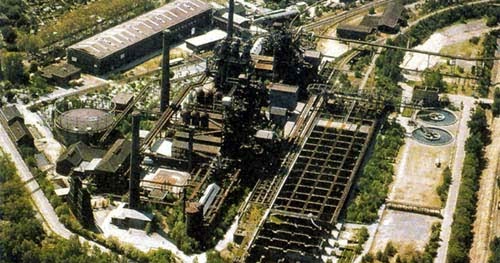 Contemporary Art Writing Daily Phung Tien Phan At Bonner Kunstverein