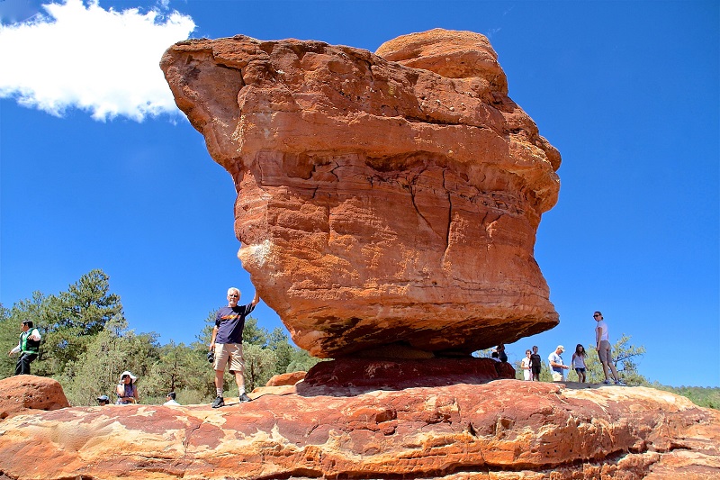 Balanced Rock Colorado Springs One Of The Most Popular Features