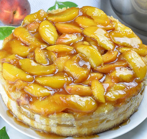 Peach Cobbler Cheesecake #desserts #cake Peach Cobbler Cheesecake #desserts #cake