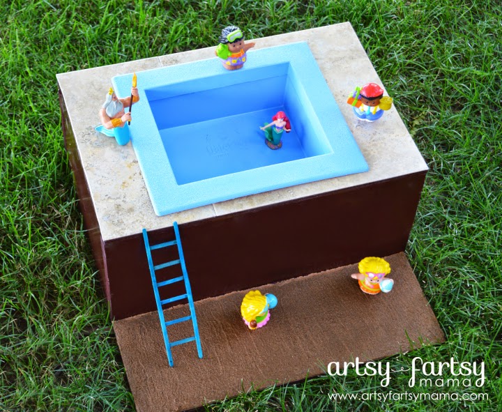 DIY Toy Pool at artsyfartsymama.com