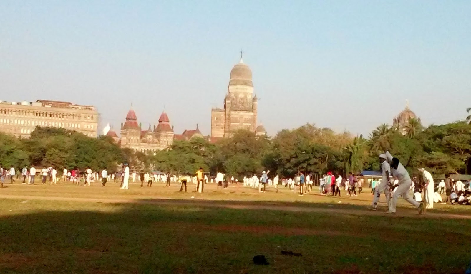 match de cricket dominical a Bombay