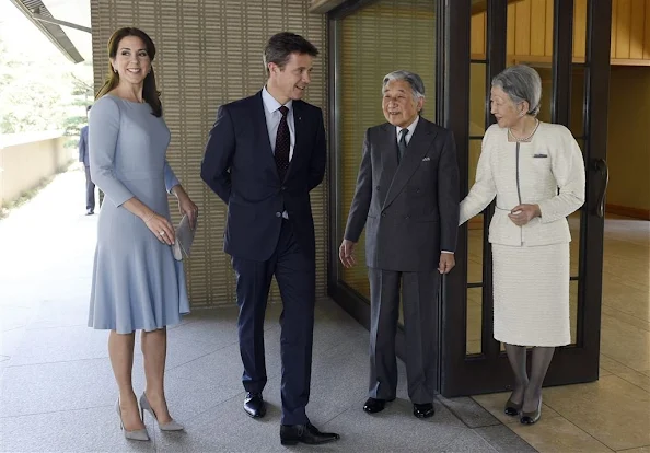Crown Prince Frederik and Crown Princess Mary are welcomed by Japan's Emperor Akihito and Empress Michiko